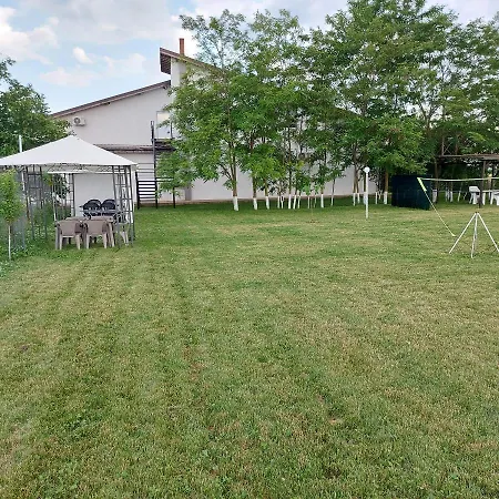 Romelia - Select バドゥ