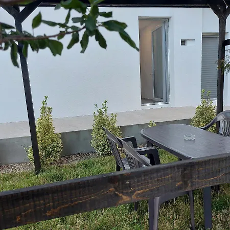 Romelia - Select Villa Vadu