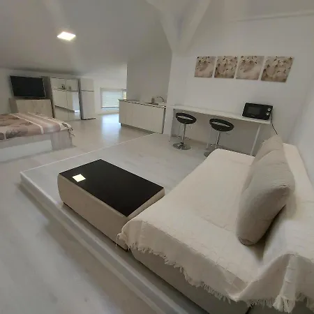 Romelia - Select Villa